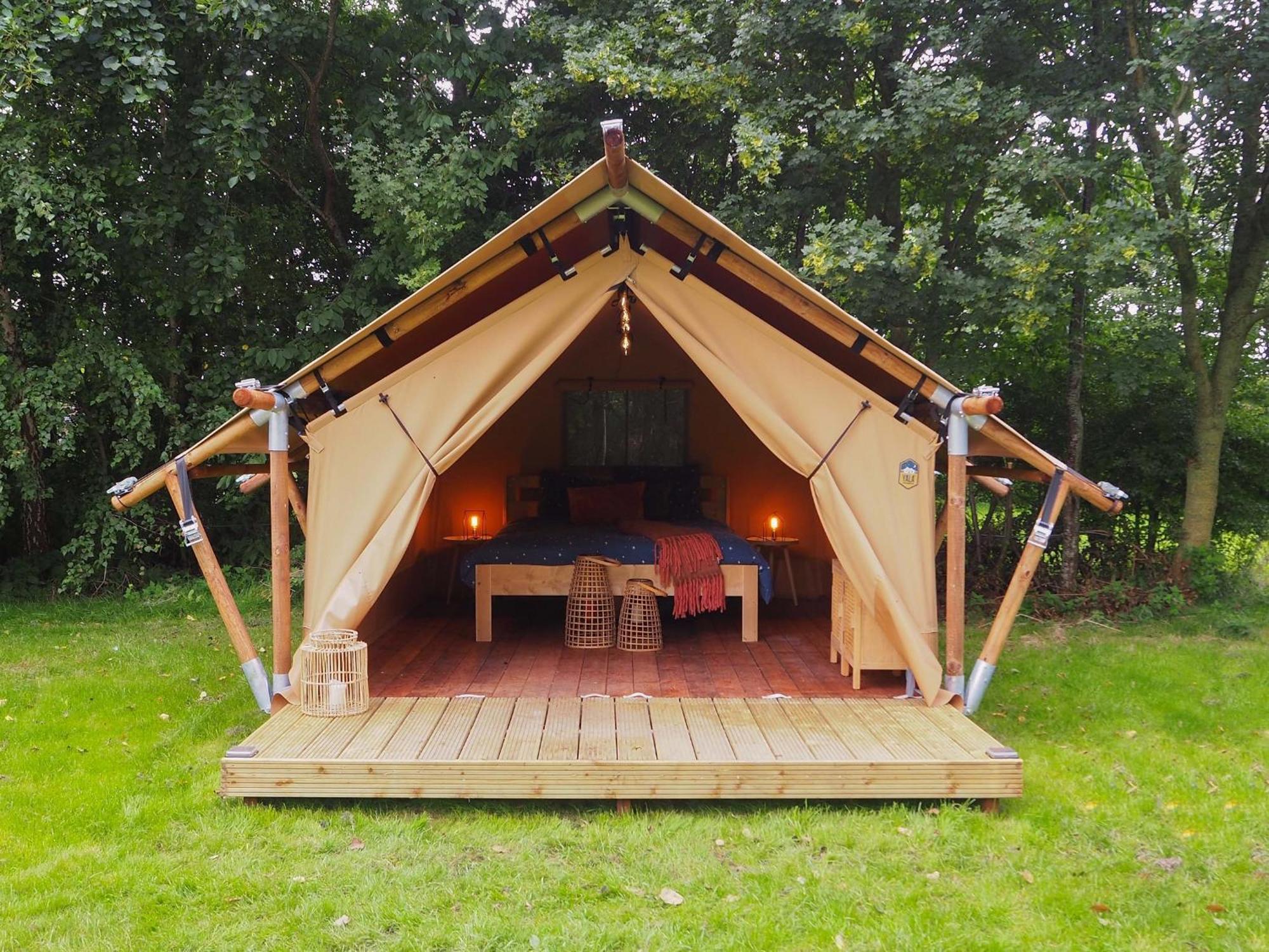 Camping Castell Montgri **** Лестартит Екстериор снимка