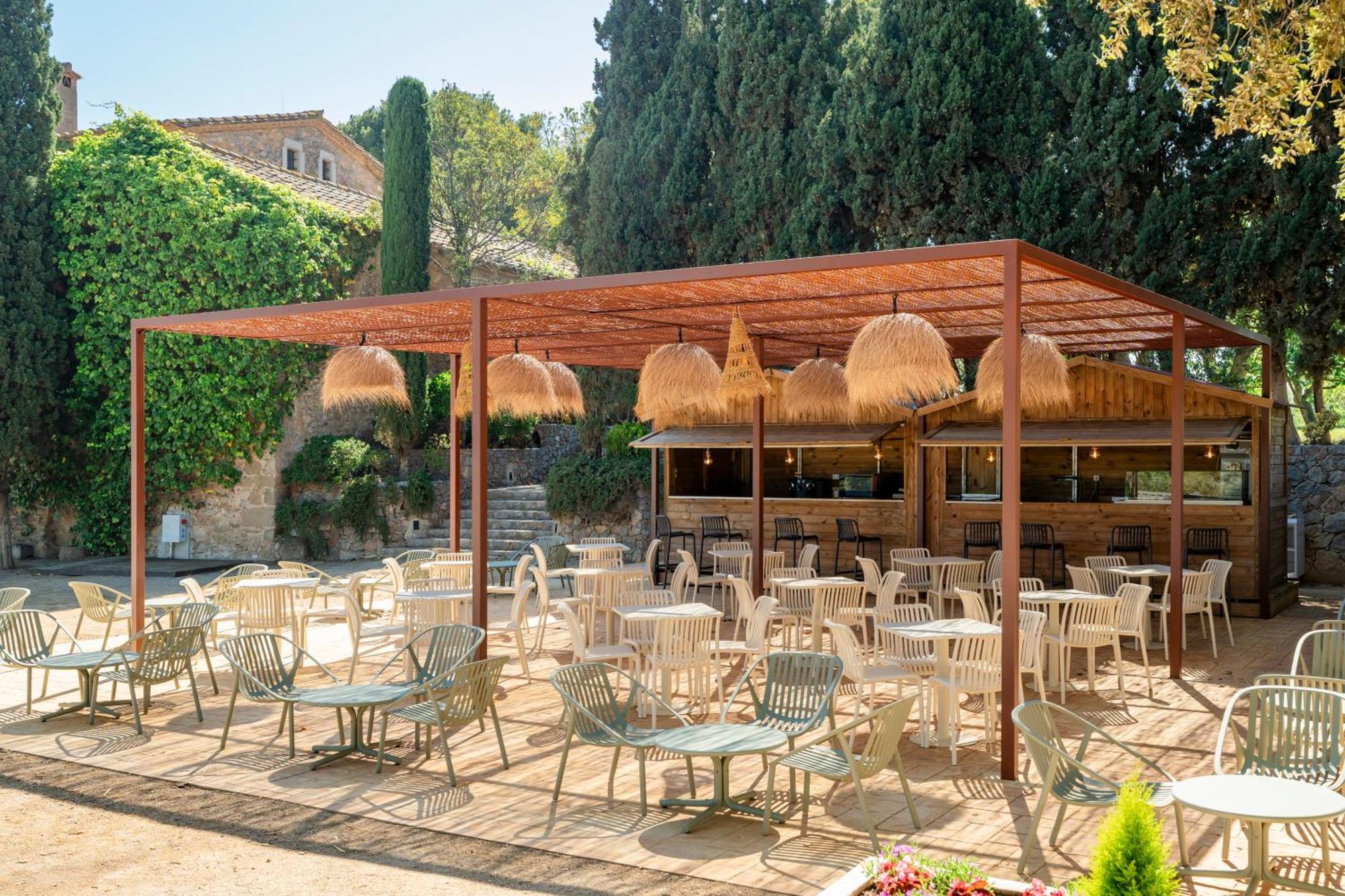 Camping Castell Montgri **** Лестартит Екстериор снимка