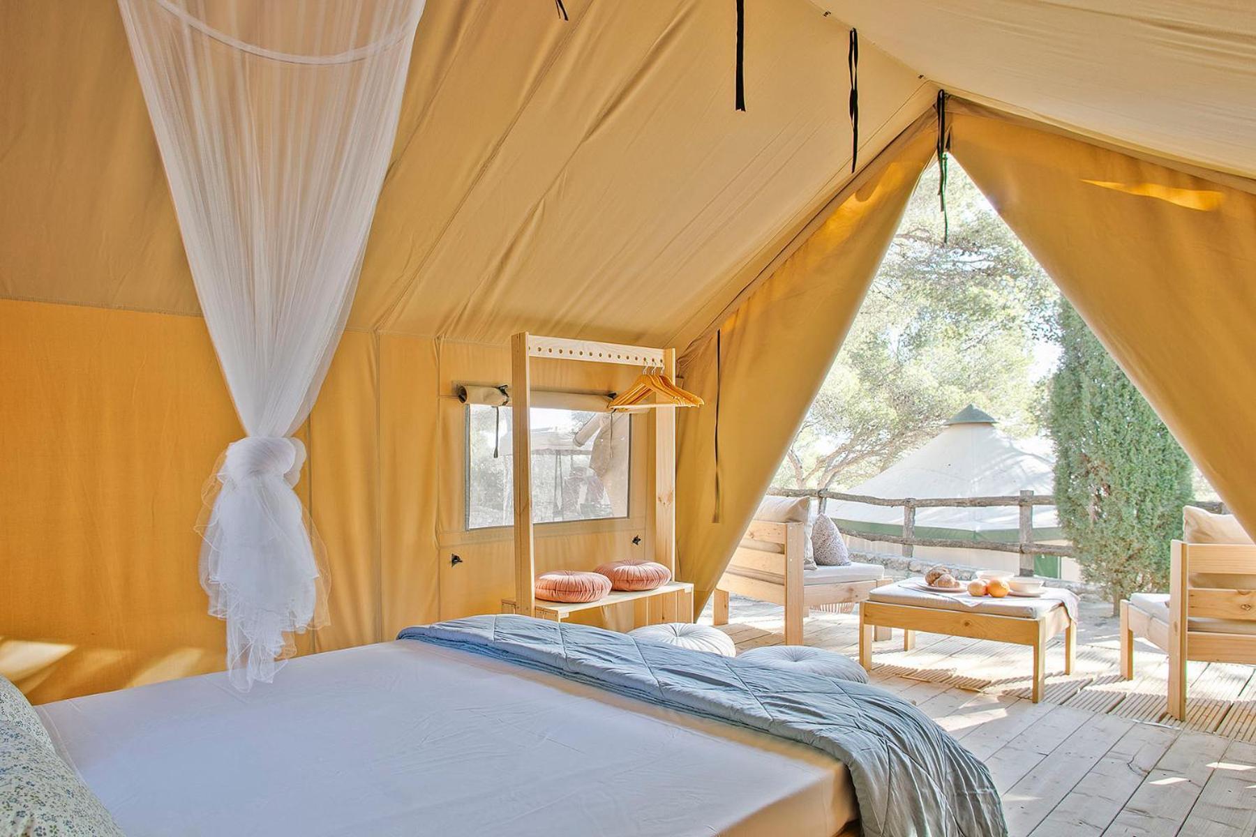 Camping Castell Montgri **** Лестартит Екстериор снимка