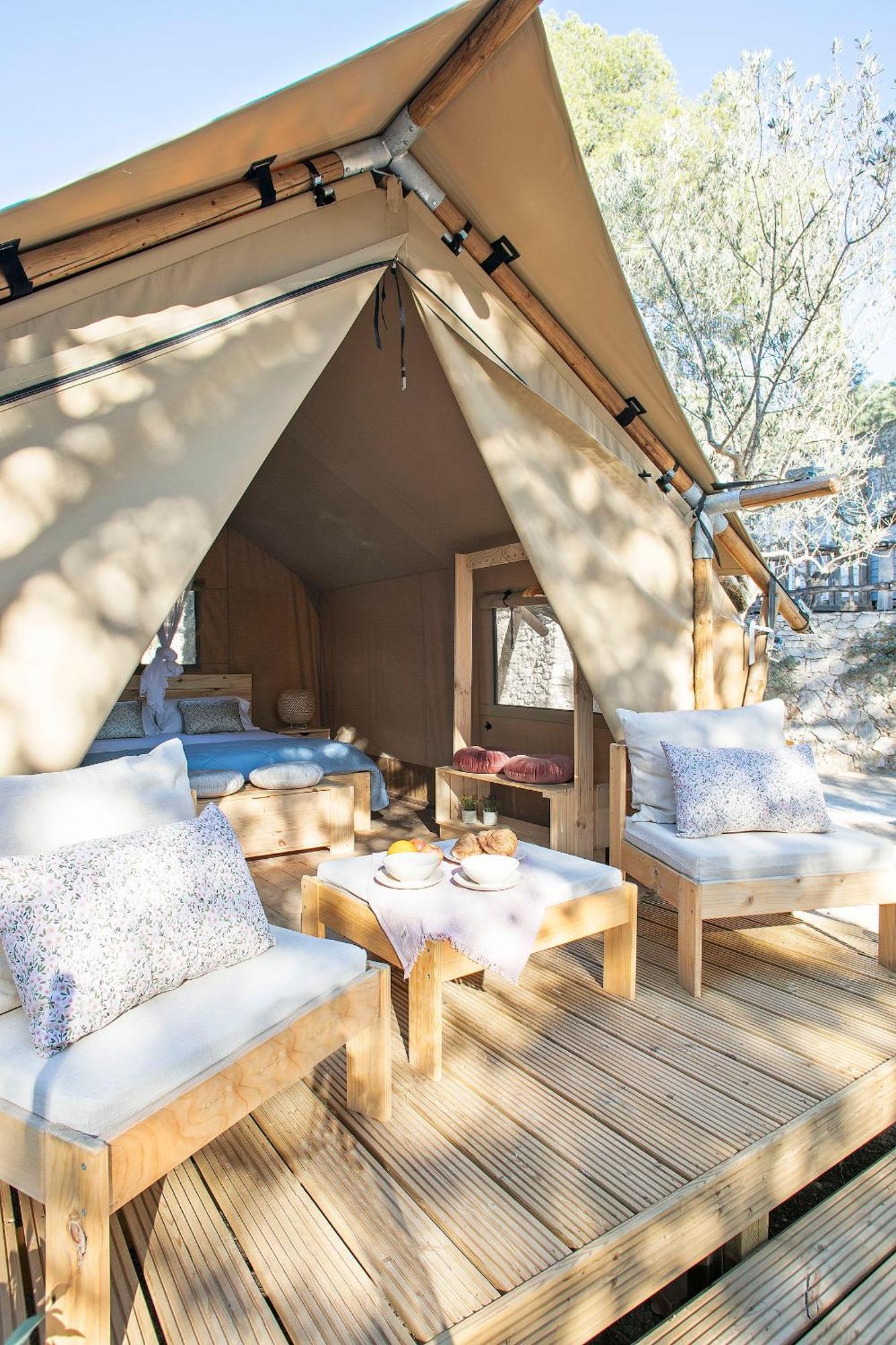 Camping Castell Montgri **** Лестартит Екстериор снимка